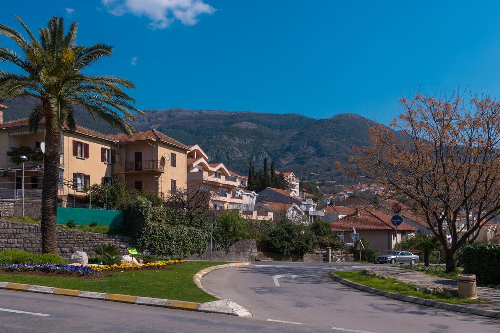 Apartments City Center Τίβατ Εξωτερικό φωτογραφία