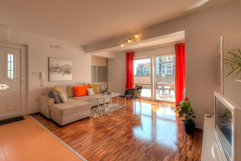 Apartments City Center Τίβατ Εξωτερικό φωτογραφία