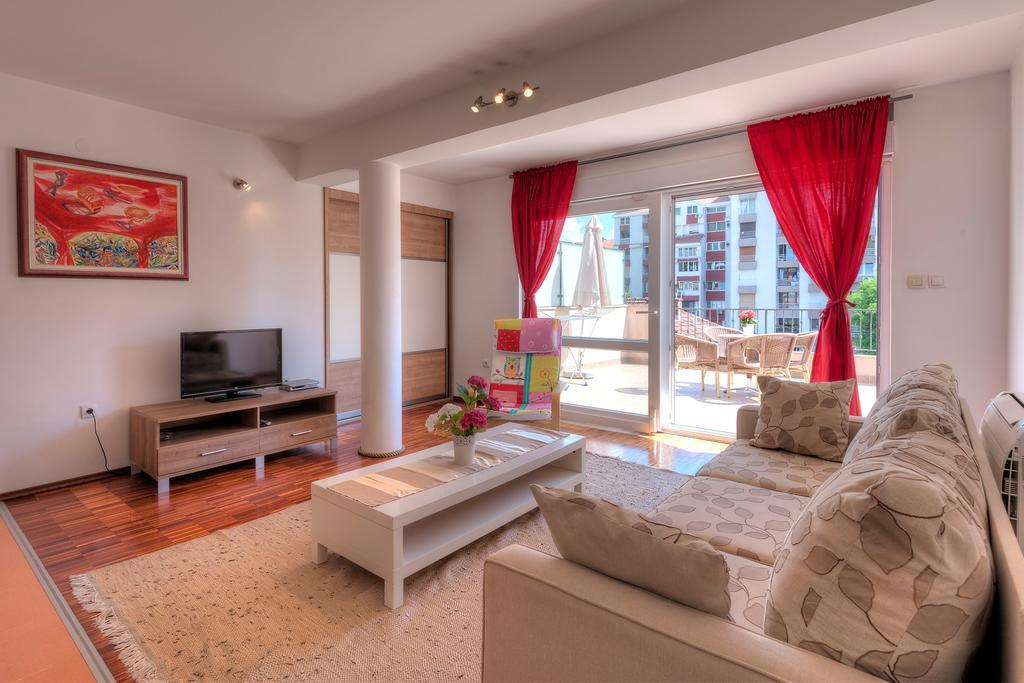 Apartments City Center Τίβατ Εξωτερικό φωτογραφία